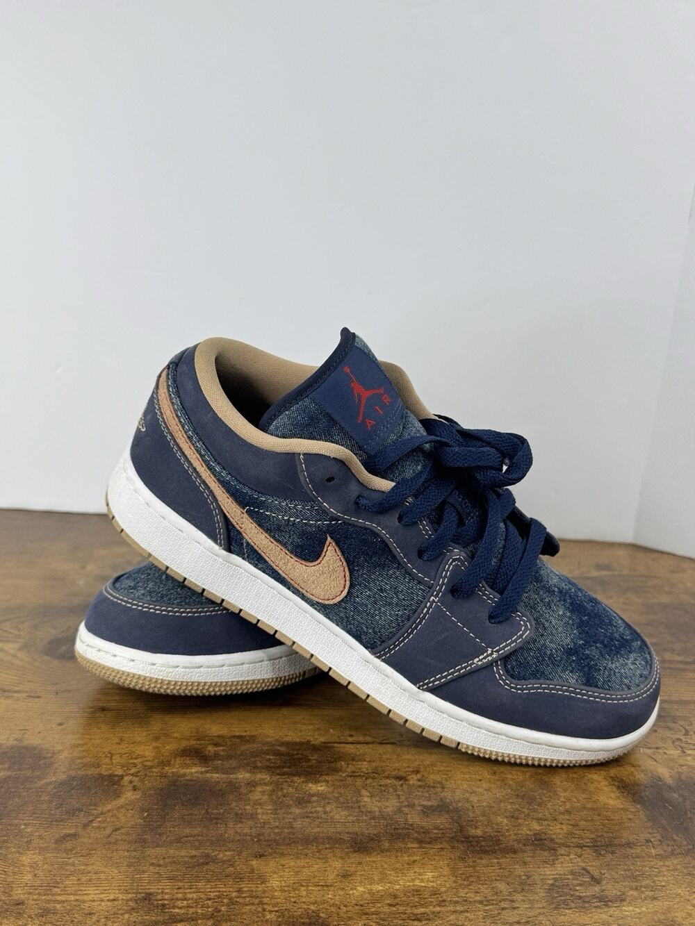 Air Jordan 1 Low SE Denim GS 7Y Women's 8.5 Navy Gum DM4692-400